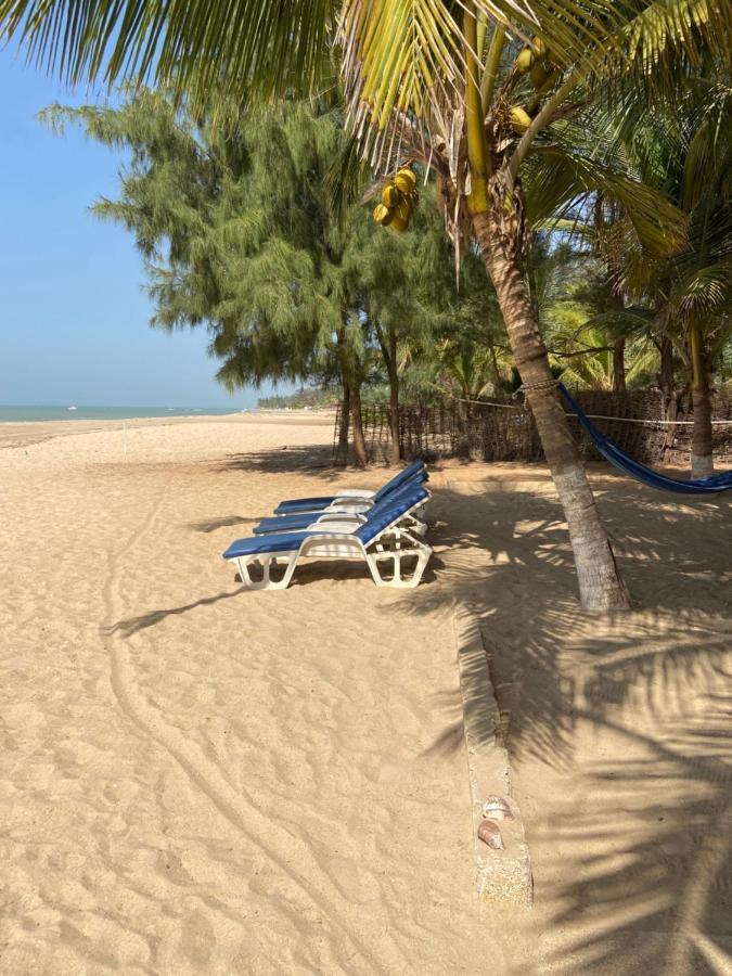 Keur Des Pecheurs Chez Ivan Ouoran Exterior foto
